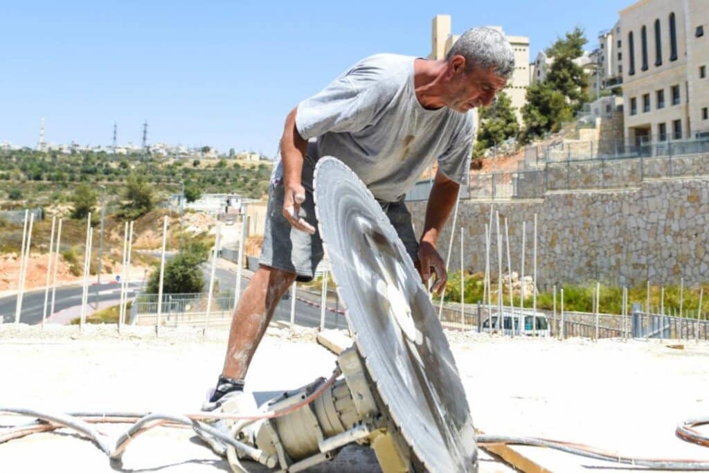 המדריך לבחירת חברת ניסור וקידוח בטון