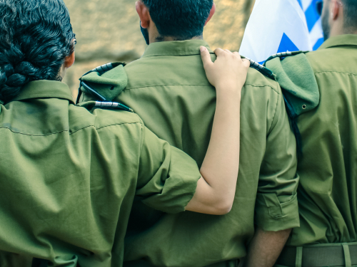 חיילים בודדים